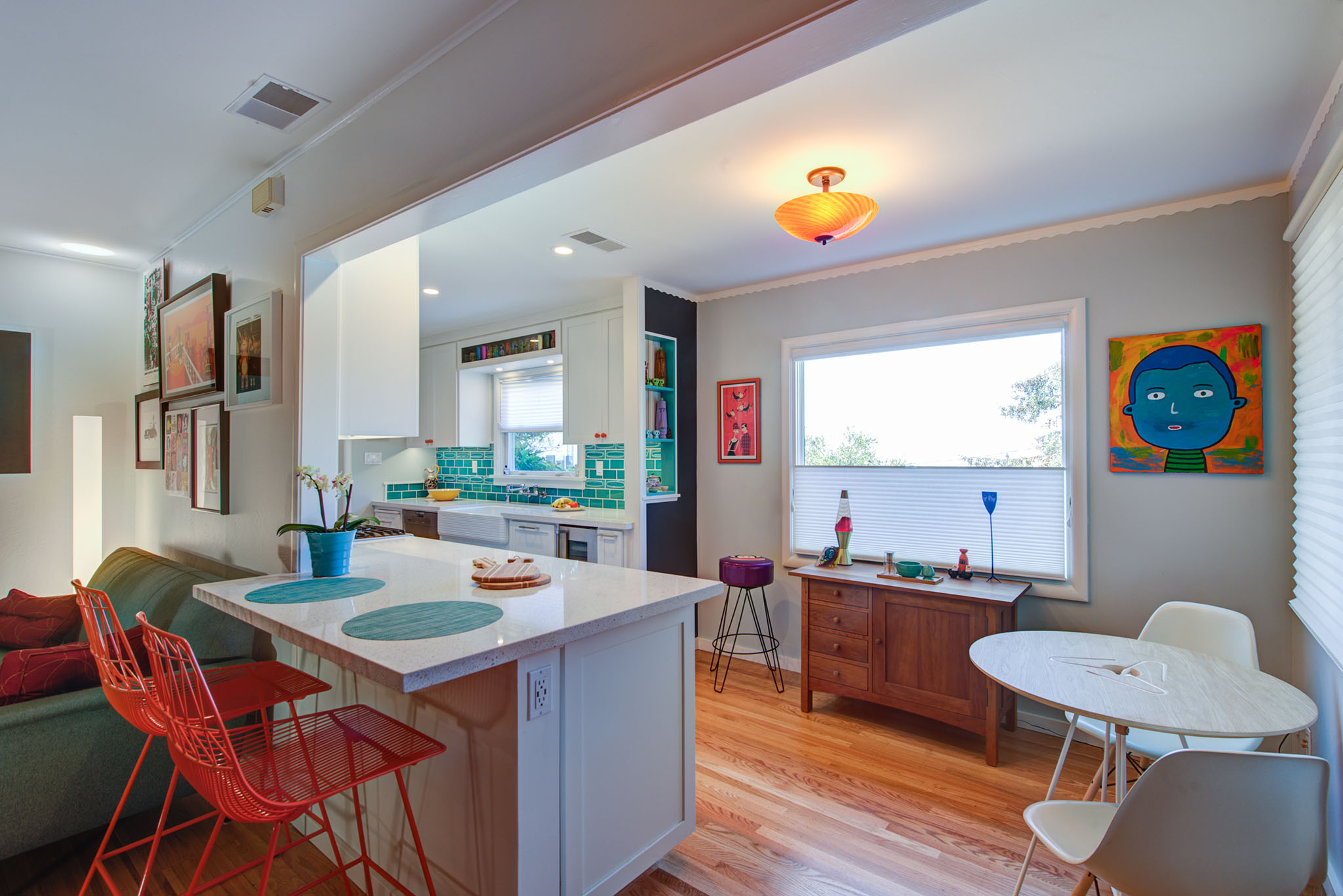 Customized Colorful Kitchen peninsula to nook