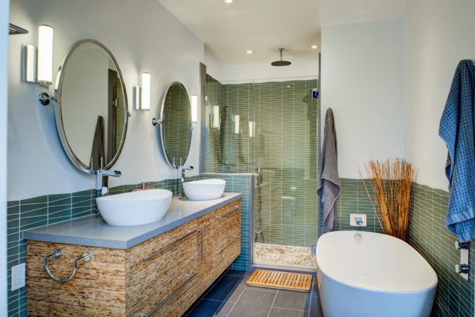 Borrowed Bathroom Space